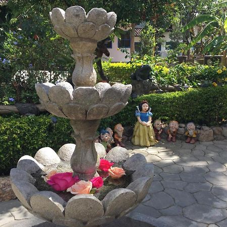 Hostal Jardin Escondido Vilcabamba Eksteriør bilde